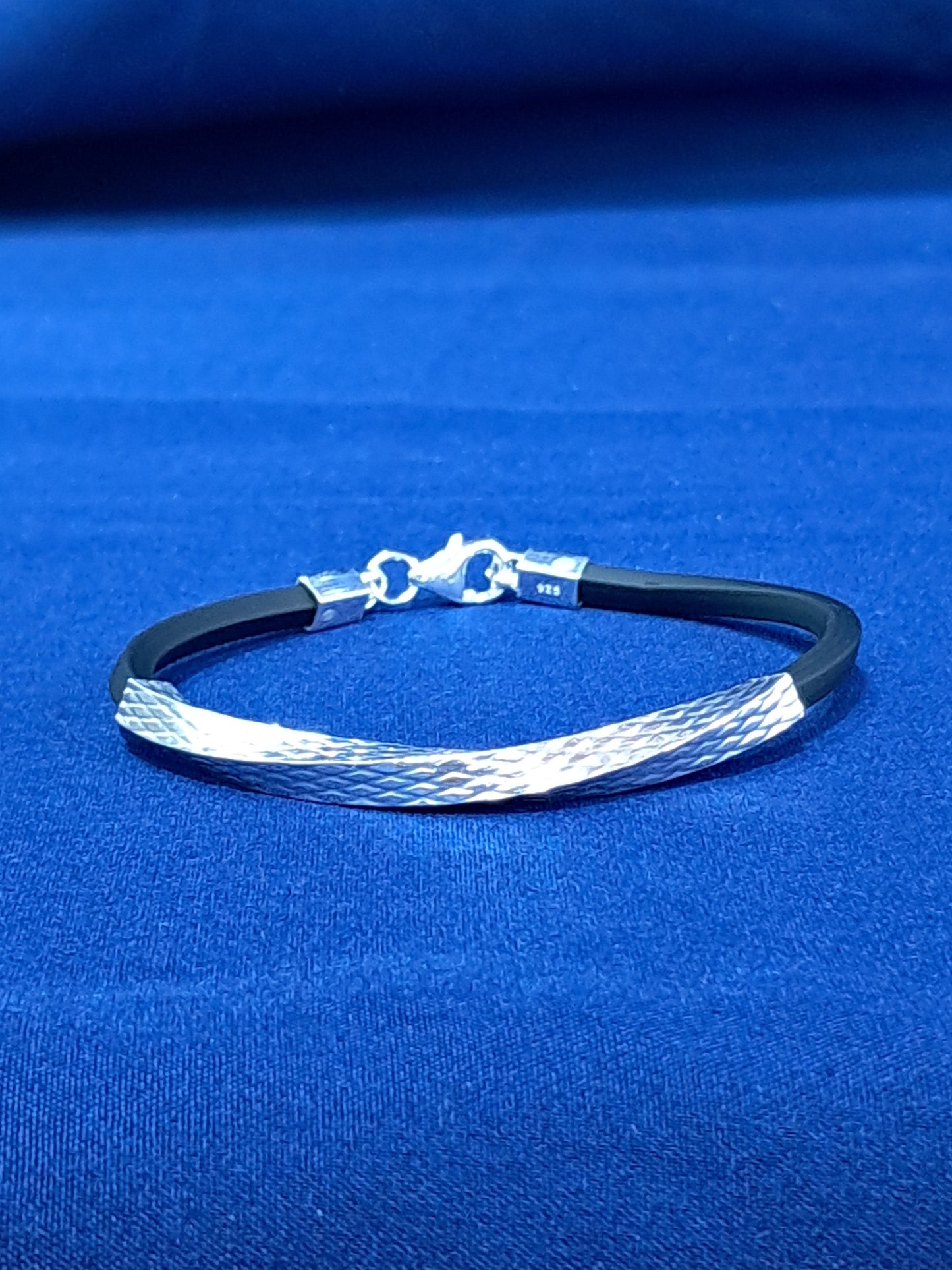 Unisex 925 sterling silver black leather bracelet