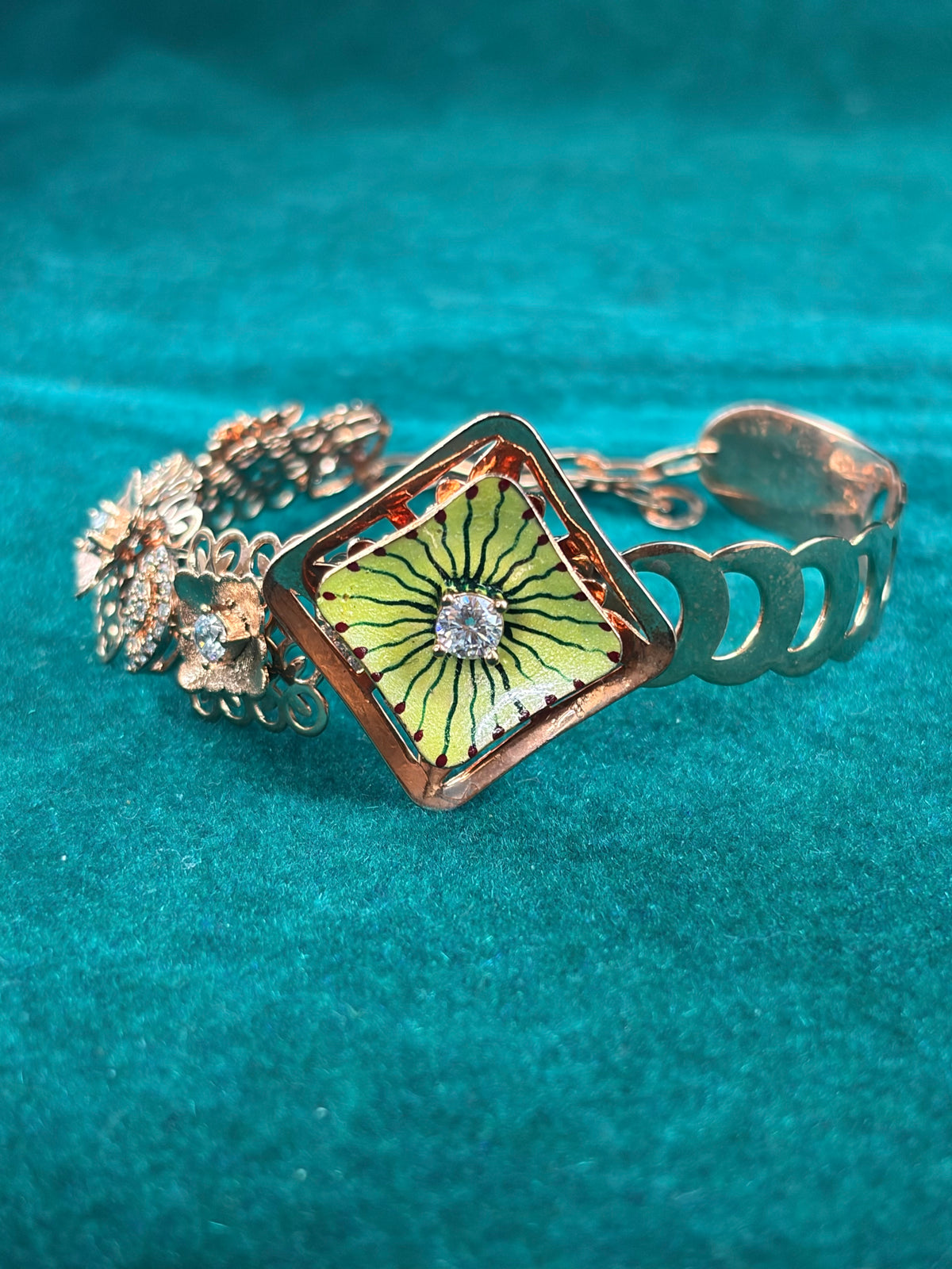 Meenakari Sunburst Charm Bracelet – Green Enamel, 925 Silver