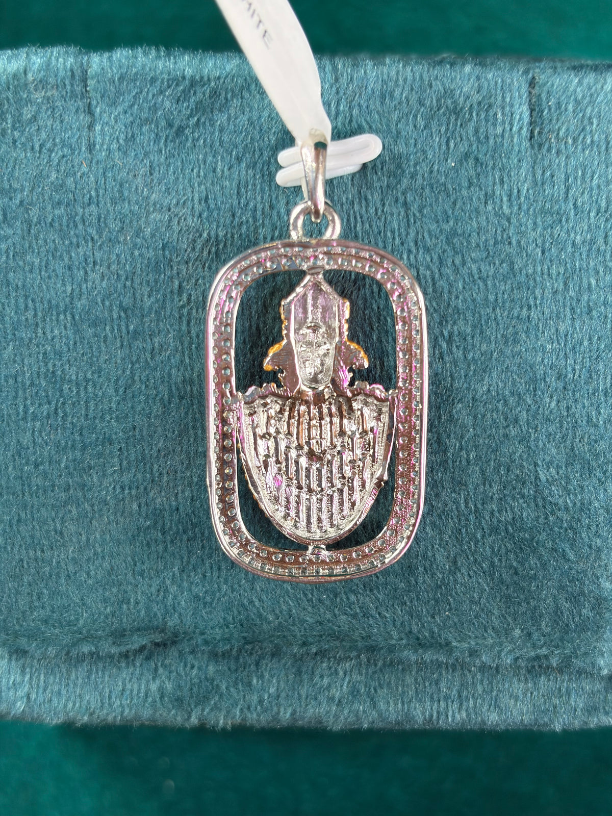 Deity Pendant – Gold-Tone Garland, 925 Silver