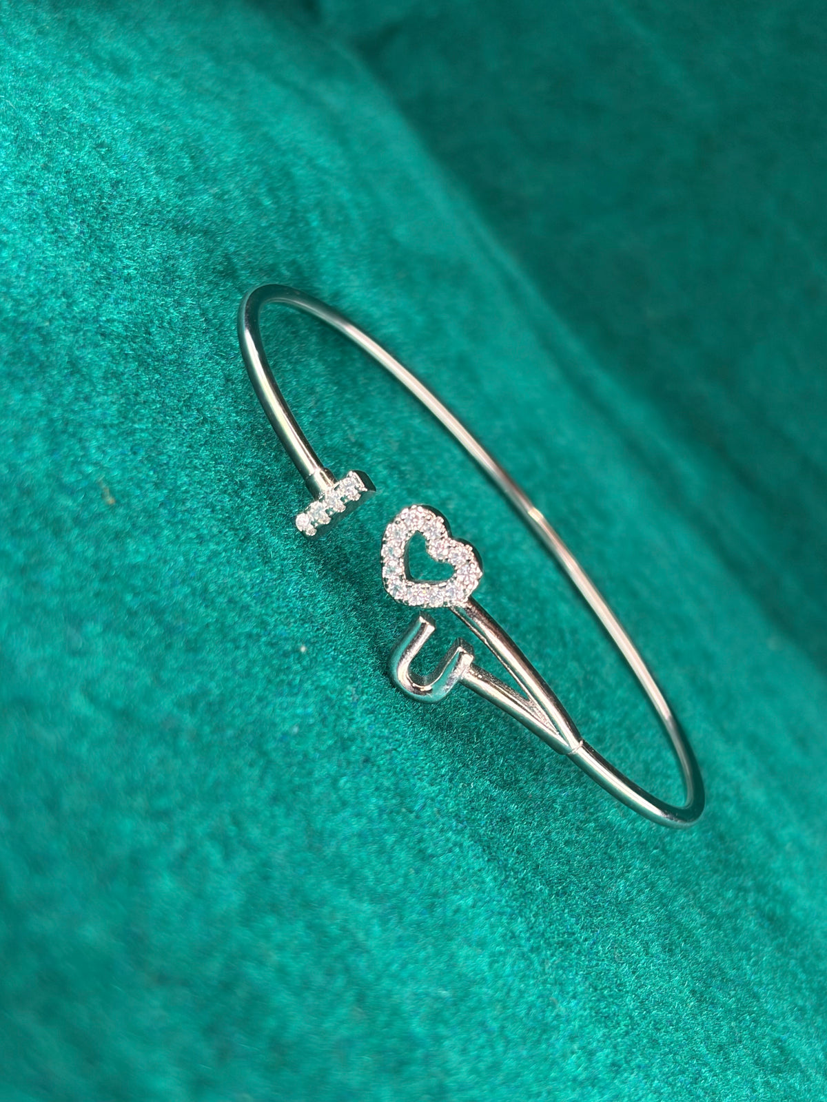 Love Script Kada Bracelet – Pave Heart Bar, 925 Silver