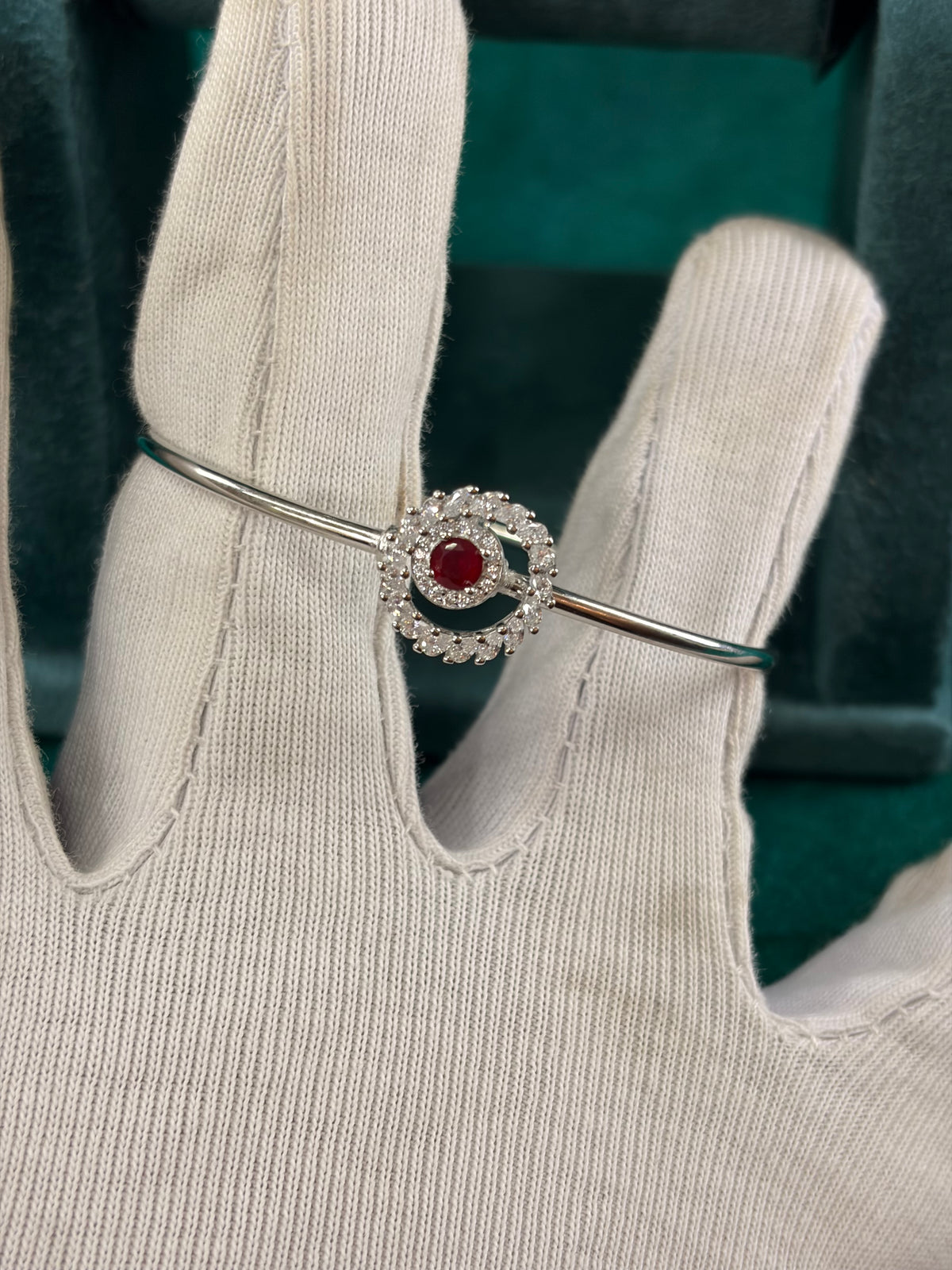 Ruby-Tone Sunburst Bangle, 925 Silver