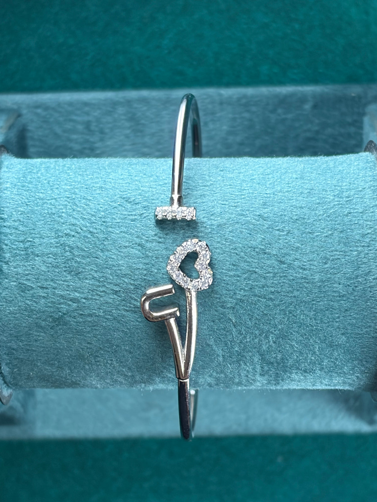 Love Script Kada Bracelet – Pave Heart Bar, 925 Silver