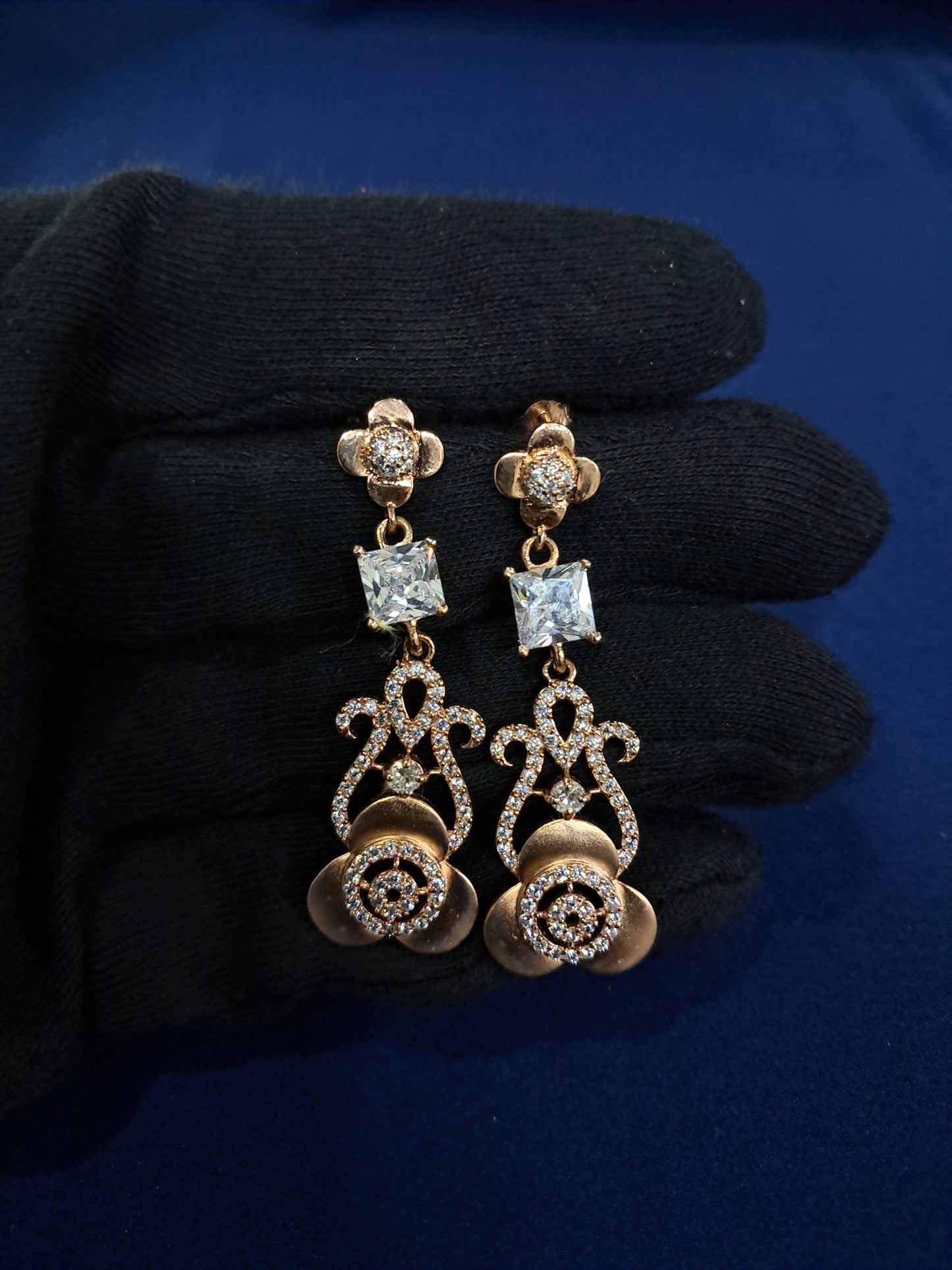 925 silver trending Rosegold earrings