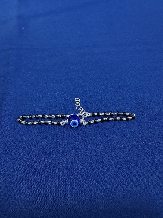 Kid's beaded silver evil eye bracelet (single)