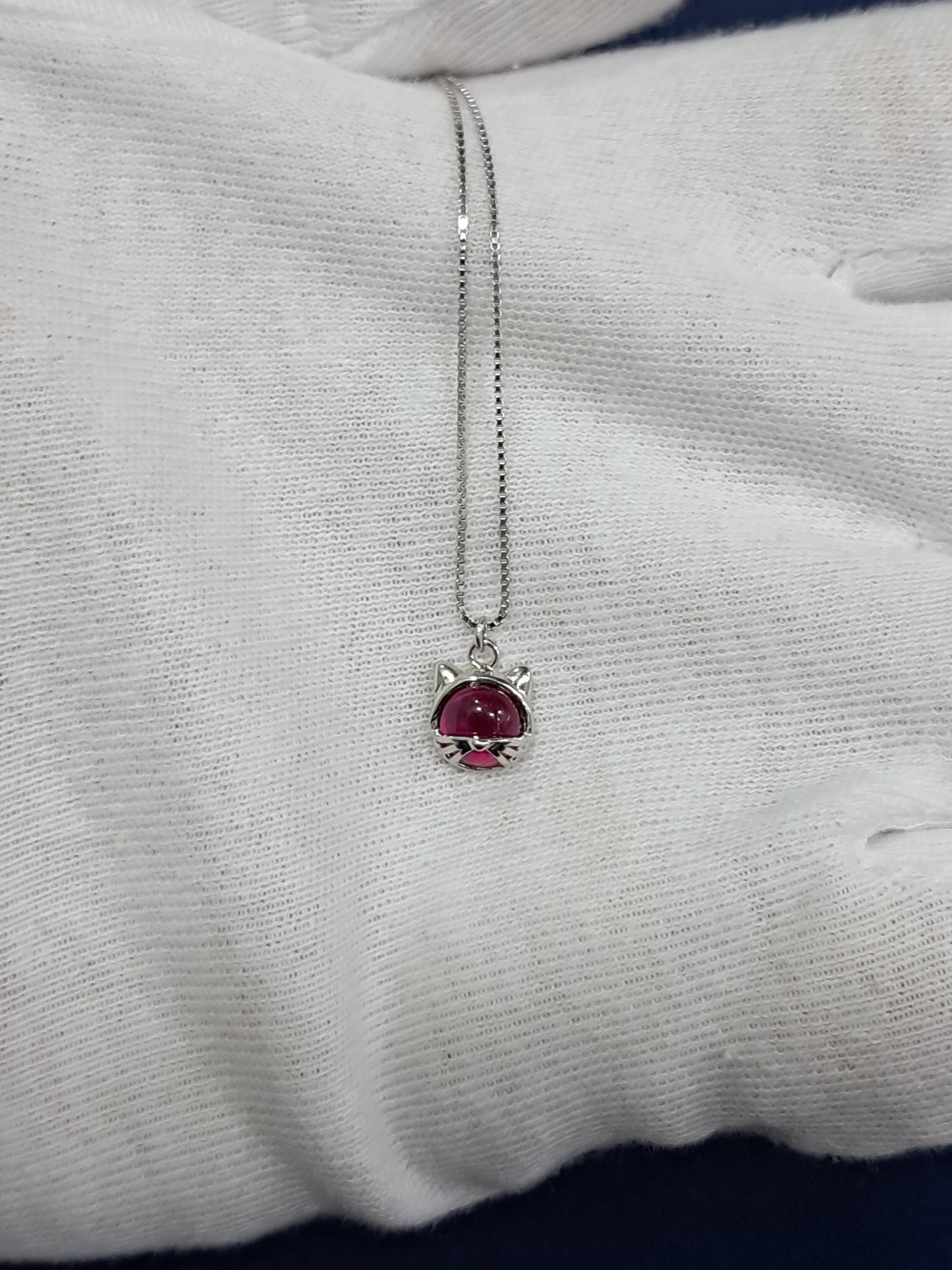 Cute Red cat face chain pendant