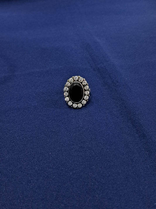 Circular black stone silver ring (adjustable)