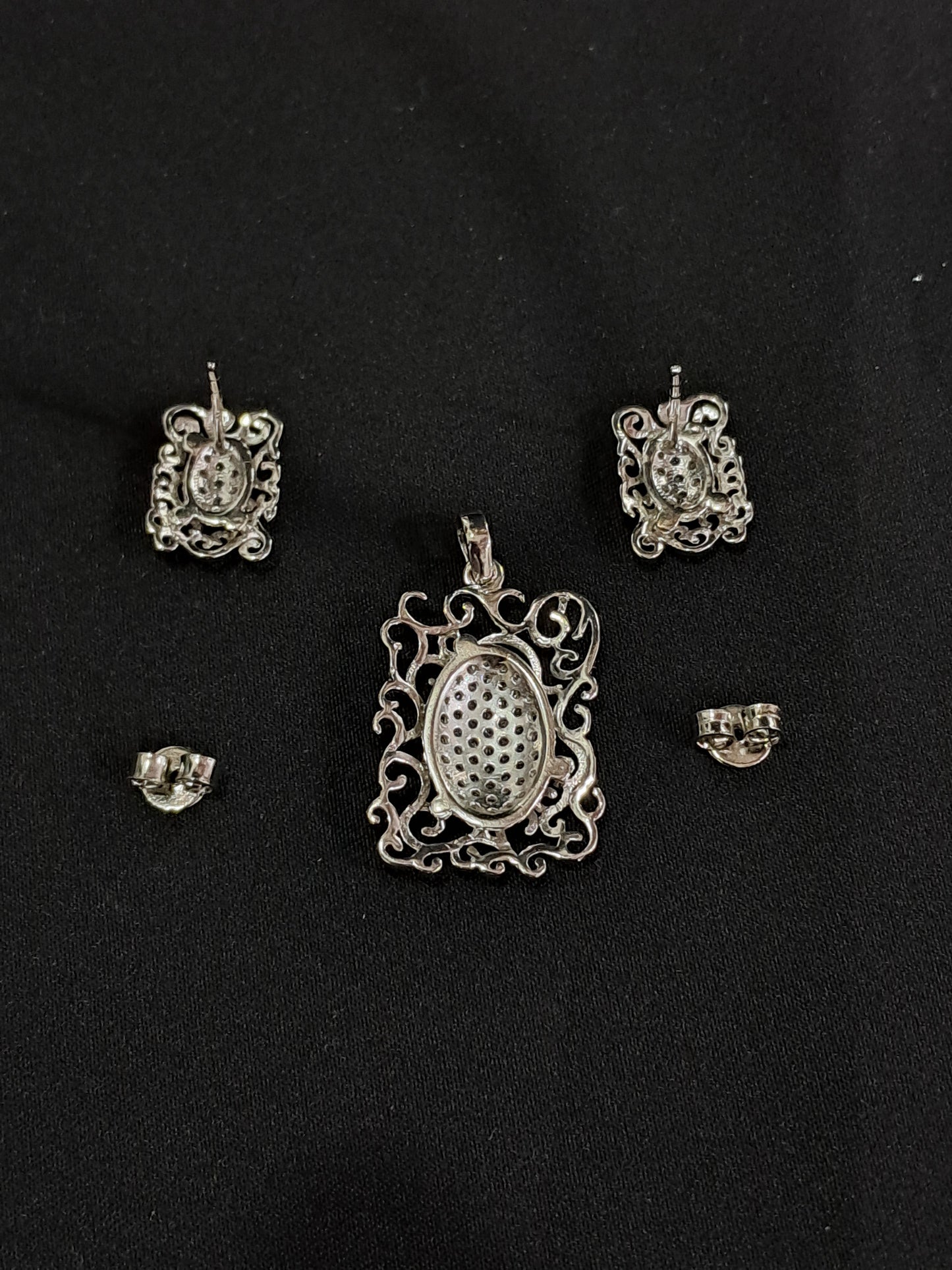 Modern 925 silver pendant set