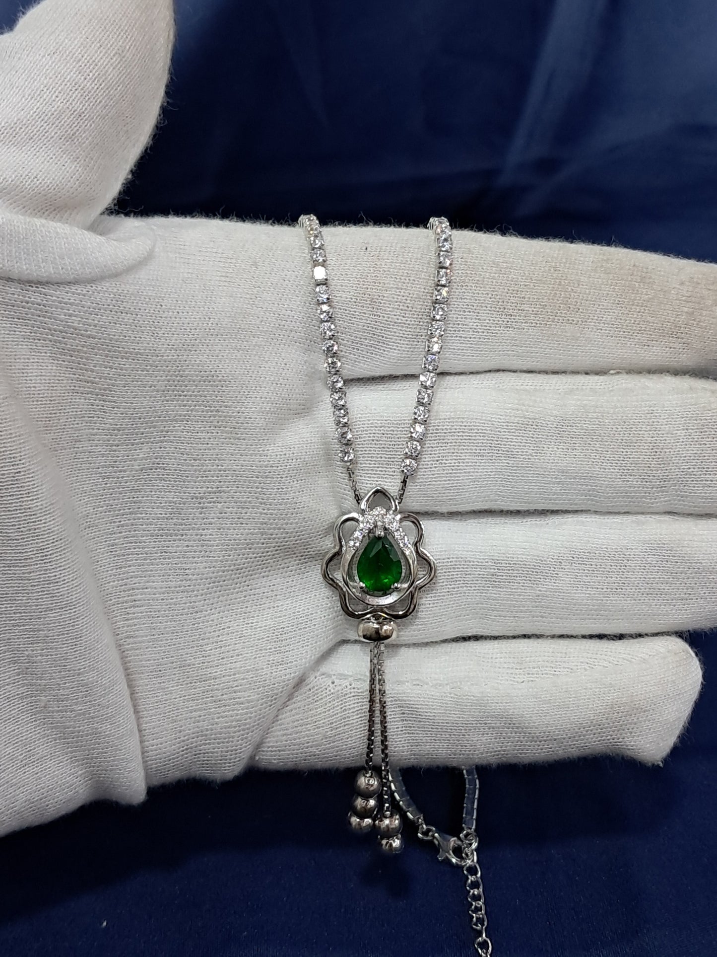 Hanging with green stone necklace