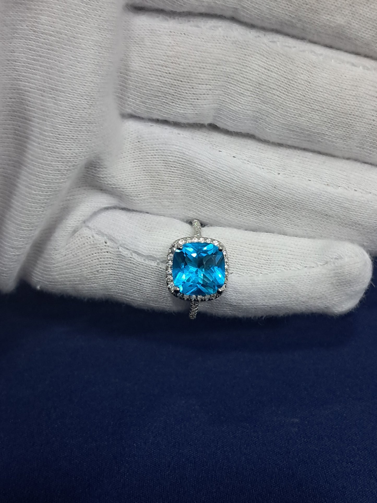 Blue stone solitaire 925