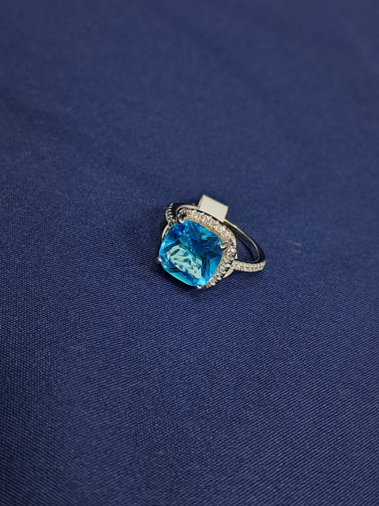 Blue stone solitaire 925