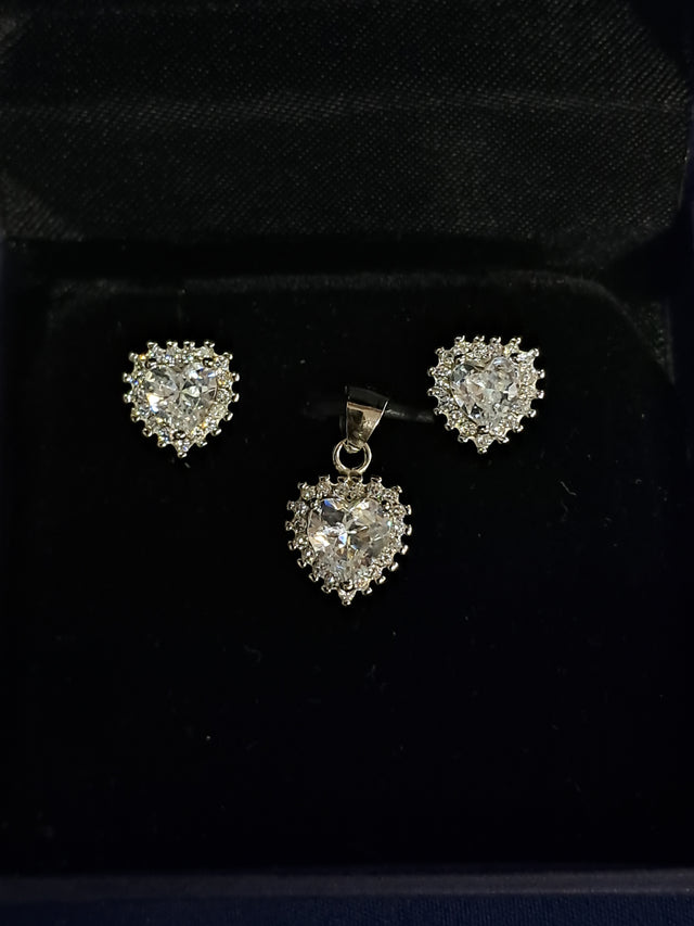 Heart Halo CZ Pendant & Earring Set – Festive Sparkle, 925 Silver