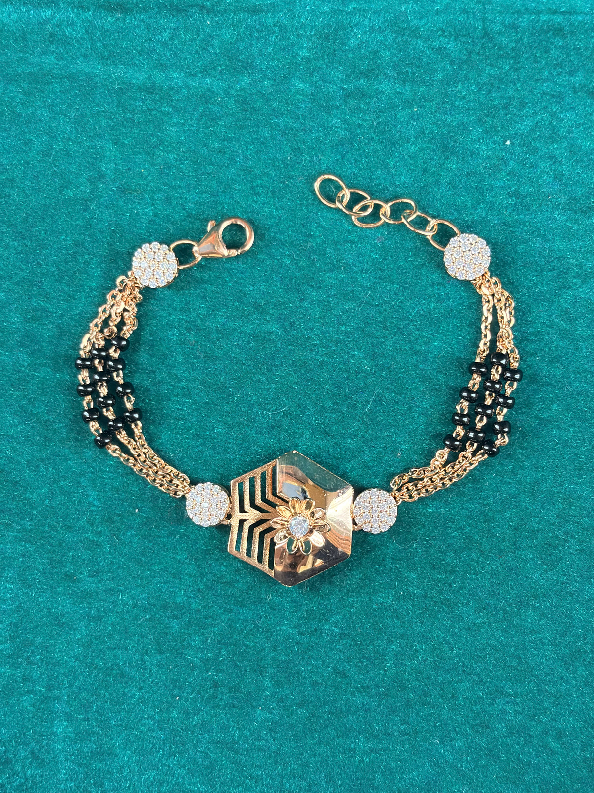 Geometric Charm Bracelet – Ribbed Shield Motif, 925 Silver
