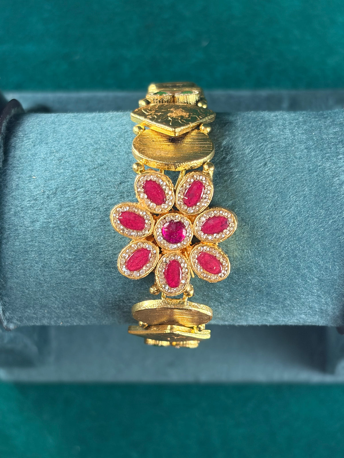 Antique Flower Bracelet – Ruby-Tone Marquise Petals, 925 Silver