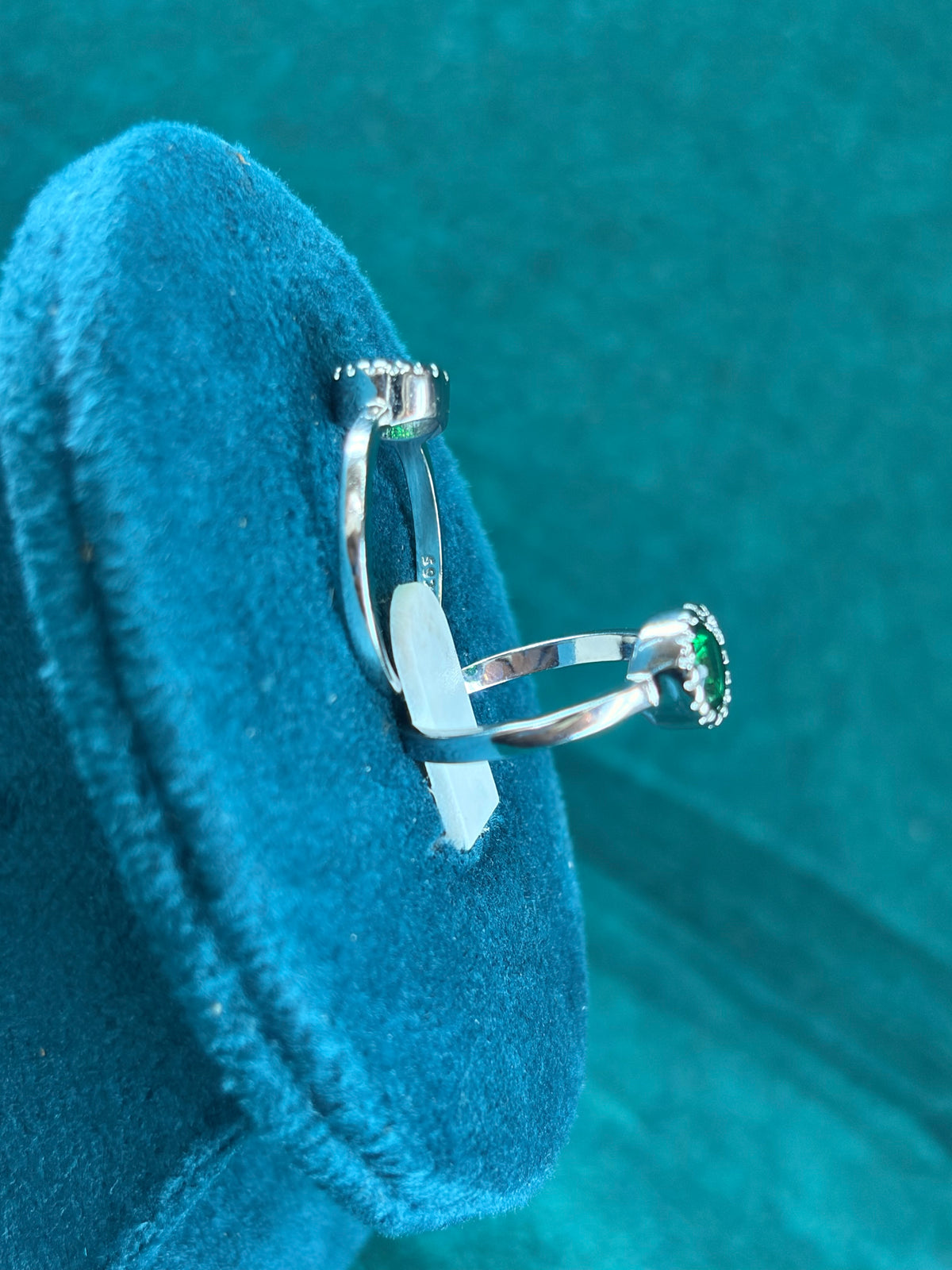 Round Emerald-Tone Toe Ring – Beaded Halo, 925 Silver