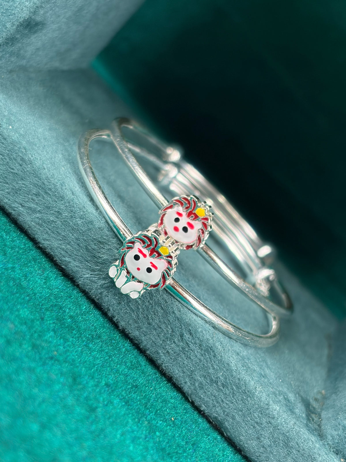 Lion Face Adjustable Kada Pair – Enamel Mane, 925 Silver