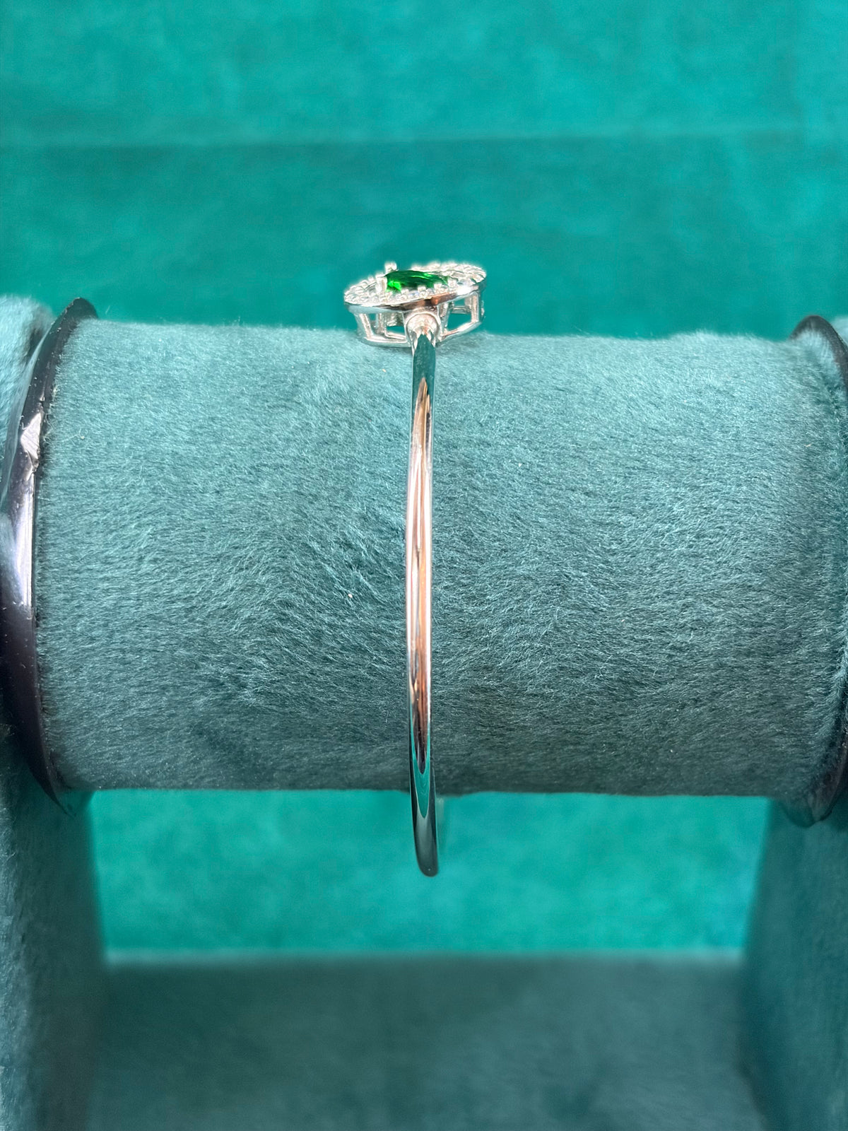 Emerald-Tone Halo Bangle, 925 Silver