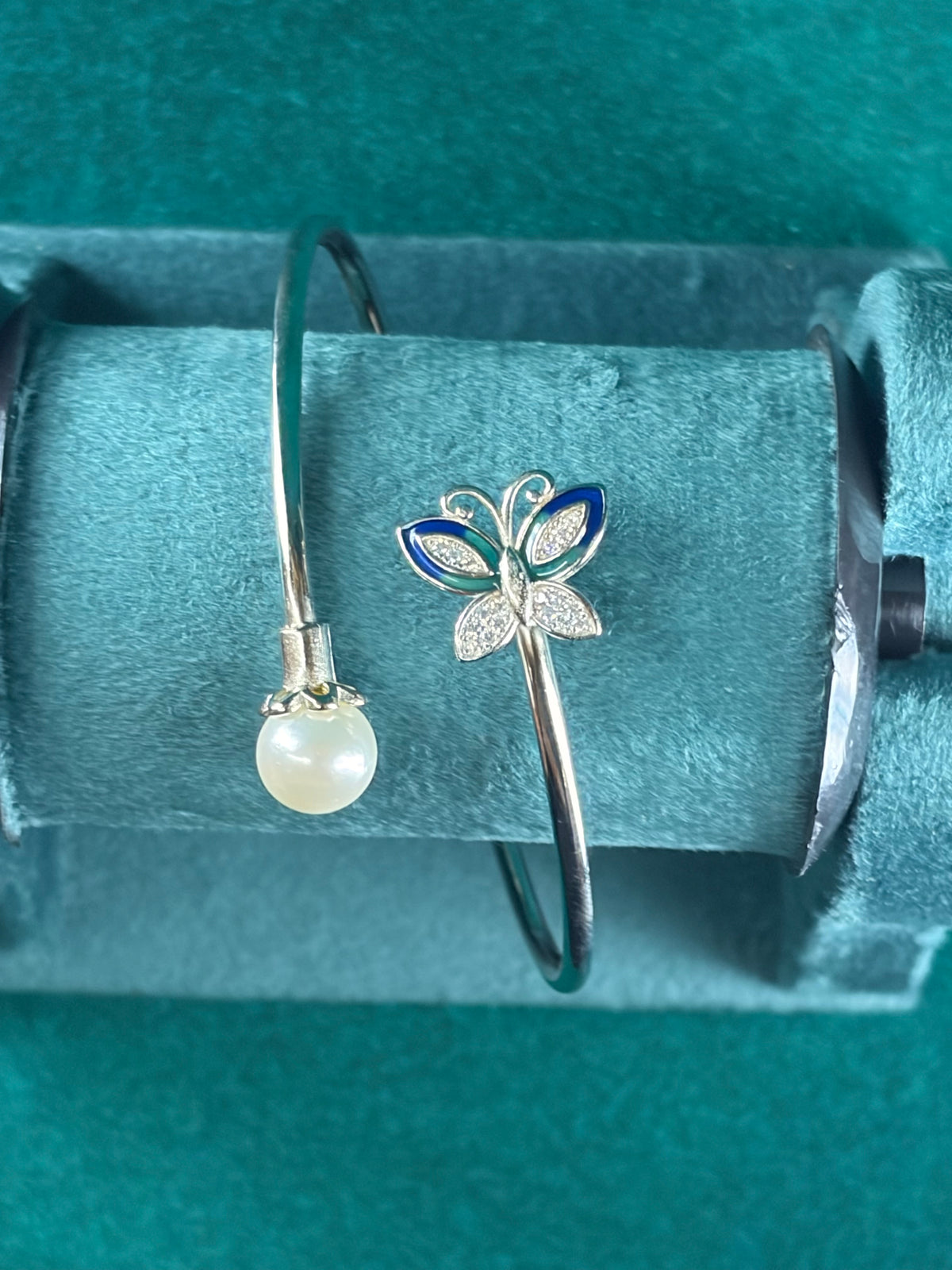 Butterfly Charm Kada Bracelet – Pearl Drop, 925 Silver