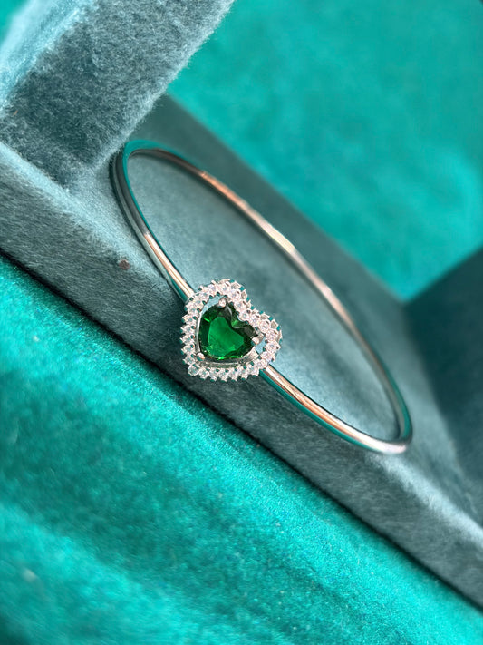 Emerald-Tone Heart Bangle, 925 Silver