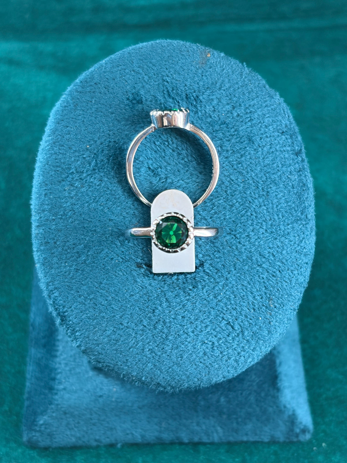 Round Emerald-Tone Toe Ring – Beaded Halo, 925 Silver
