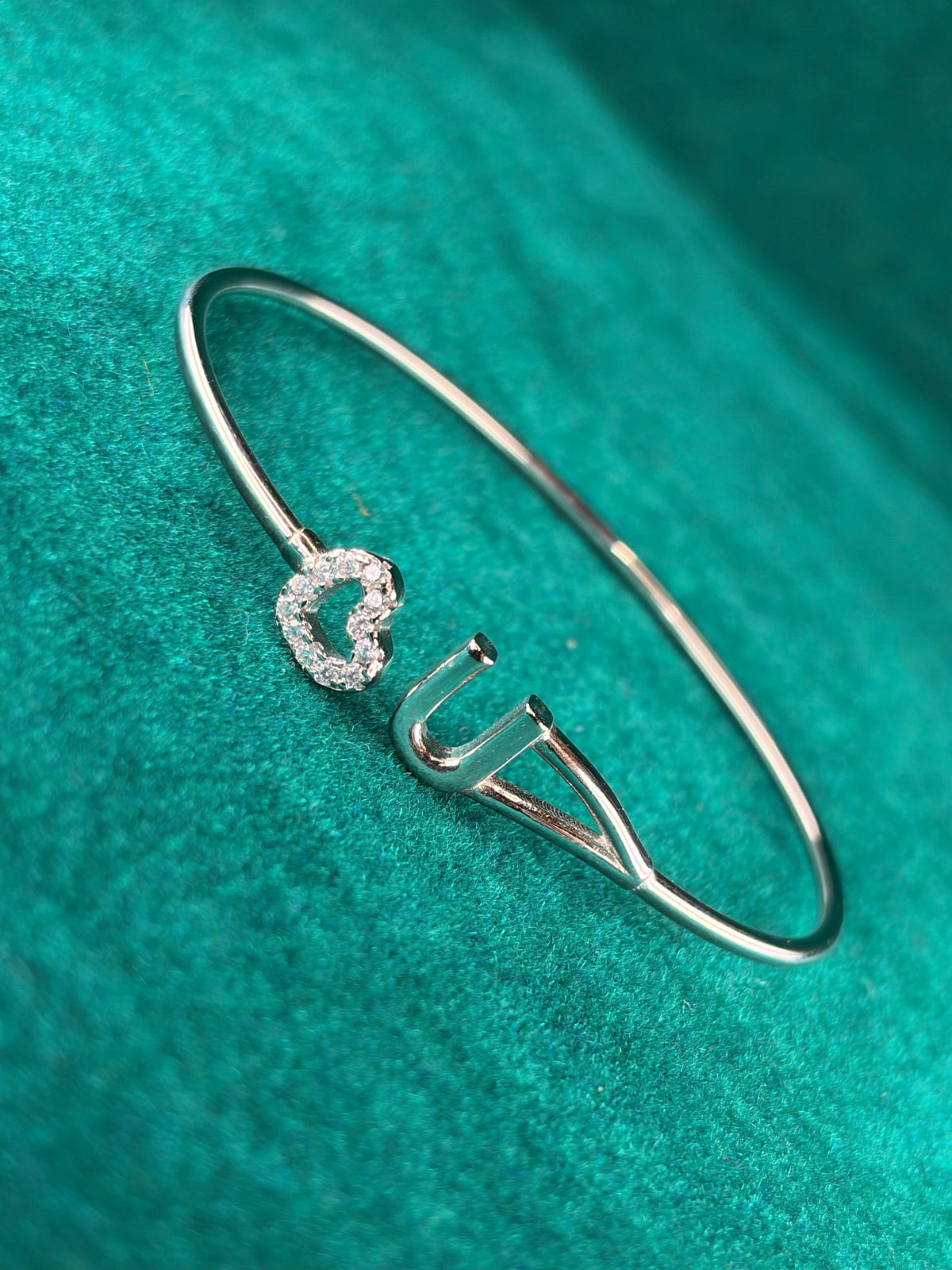 Love Script Kada Bracelet – Pave Circle, 925 Silver